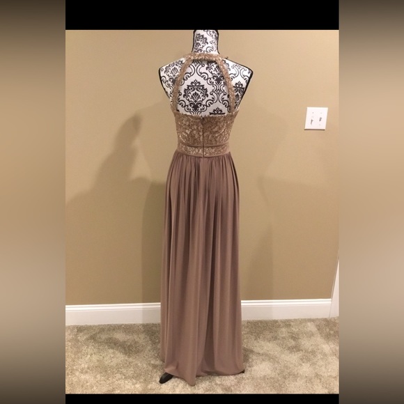 Formal dress, size 6 - Picture 2 of 4
